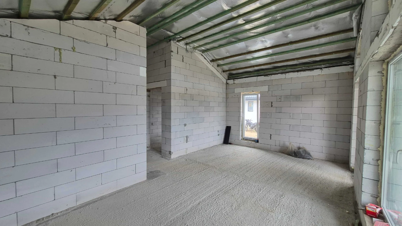 2 BEDROOMS | 2 BATHROOMS | American-style house at the price of a two-bedroom apartment