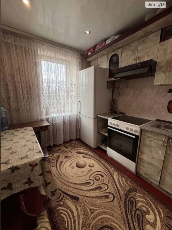 Apartment for Sale: Крошня