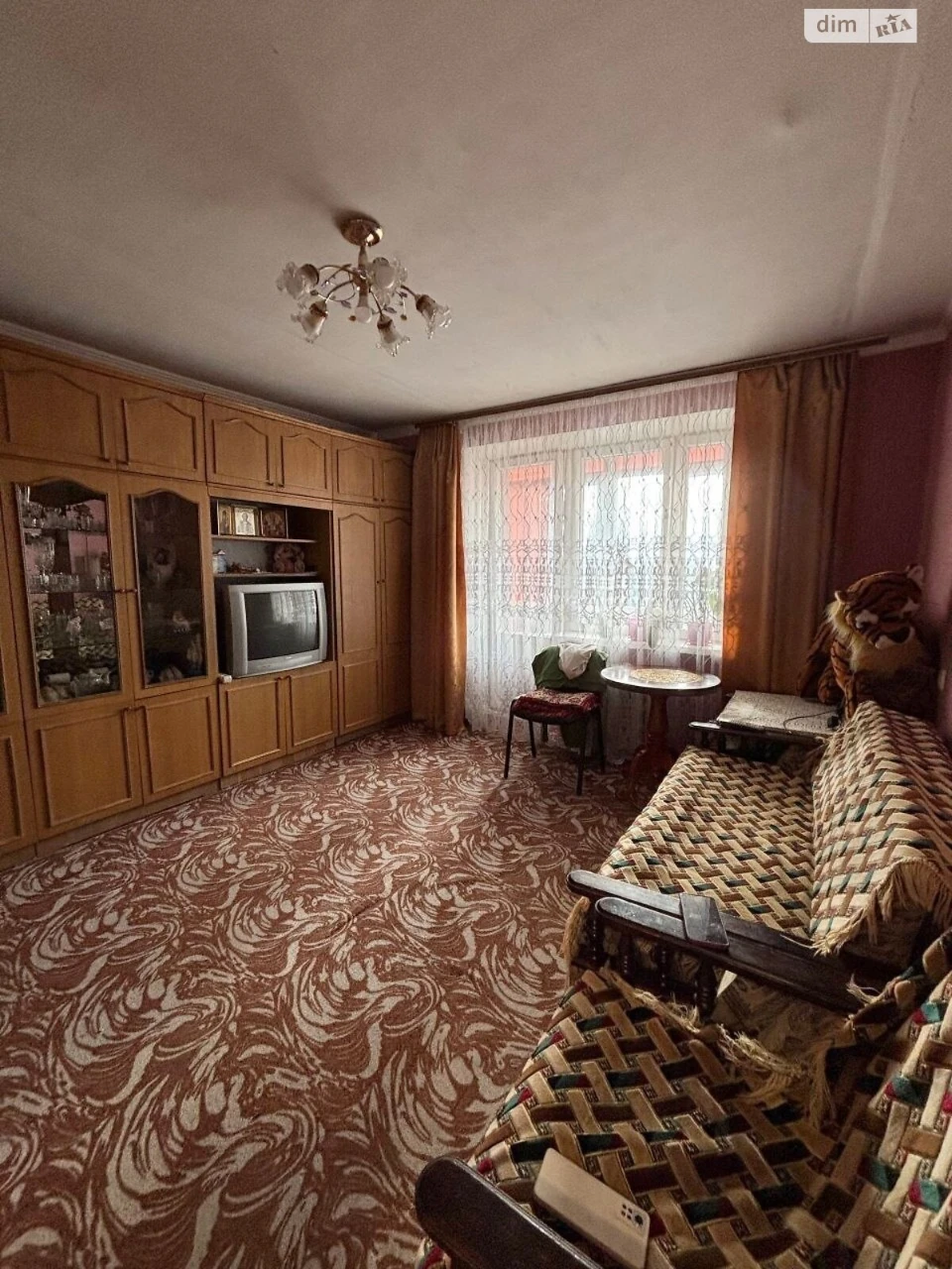 Apartment for Sale: Крошня