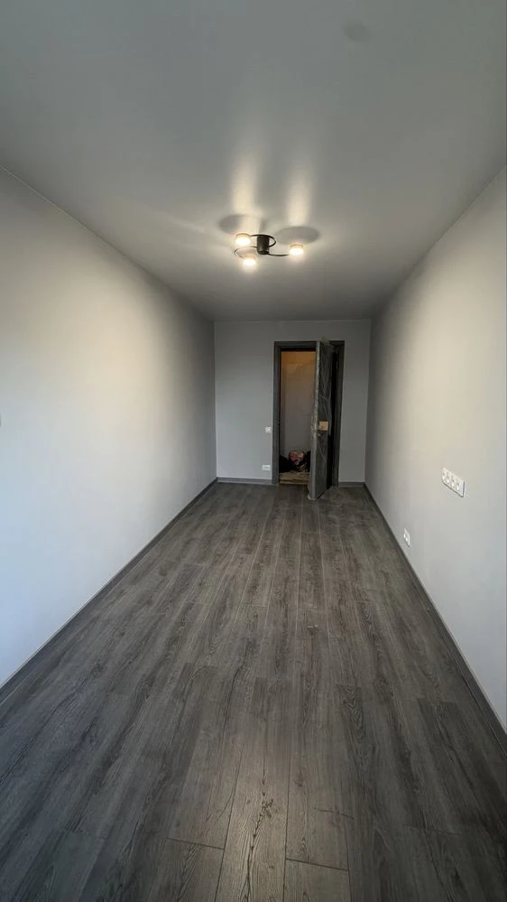 Apartment for Renovation - Avangardna Street