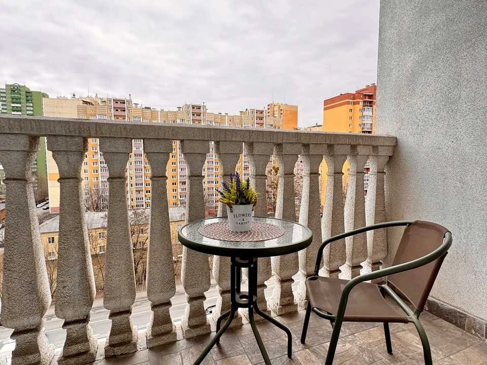 Apartment. Michael Maximovych Street, Kyiv