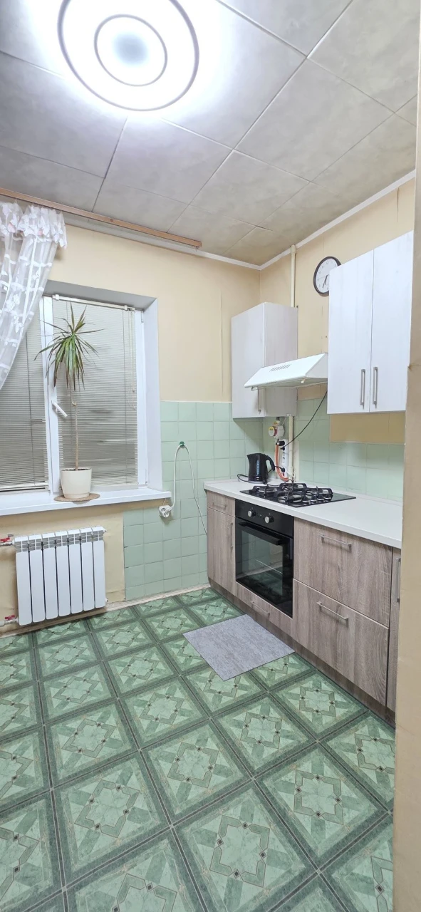 Sale of a 2-bedroom apartment in the best district of Kyiv. Obvodniy.