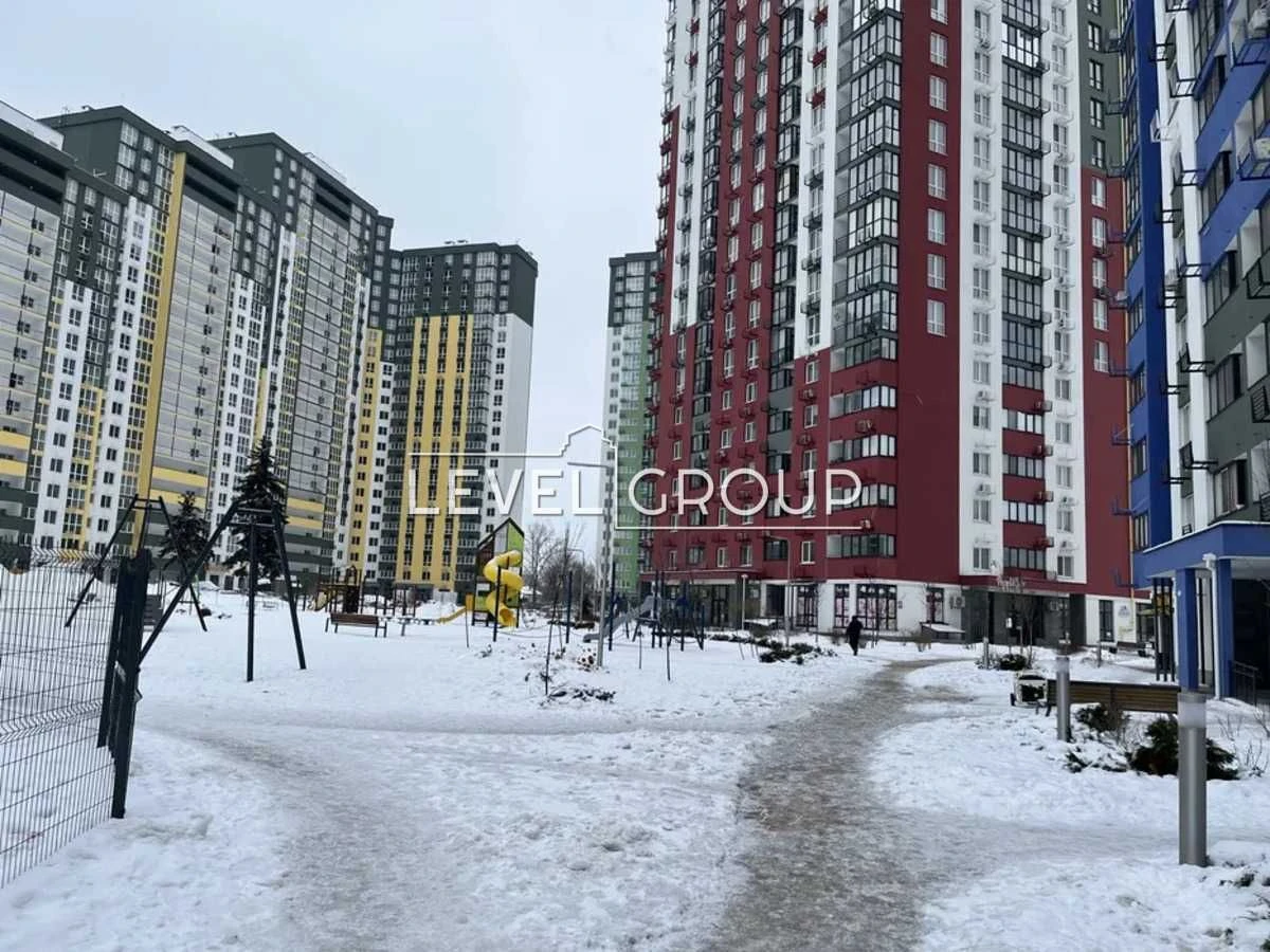 Продаж 3 кімнатна квартира Виговського 12К ЖК Сирецькі сади