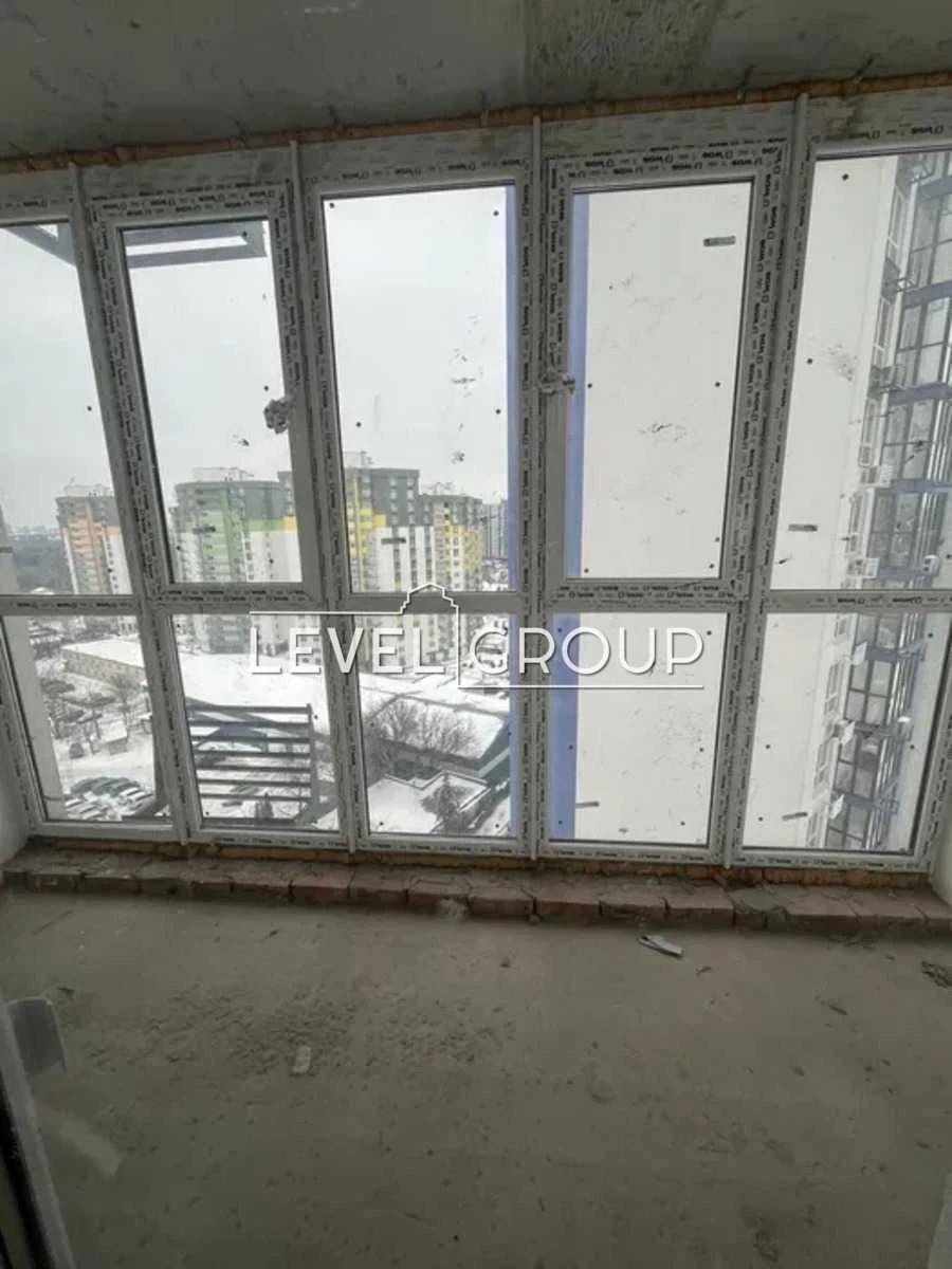 Продаж 3 кімнатна квартира Виговського 12К ЖК Сирецькі сади