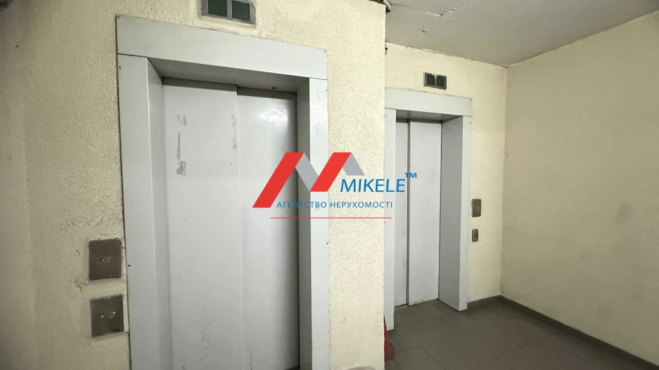 For Sale: 18m2 Parking Space in Holosiivska 13B, Holosiye ЖК