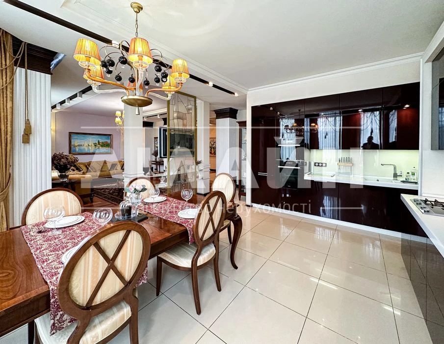 Super discount!! apartments 200m2, 3 bedrooms, 2 bathrooms in closed