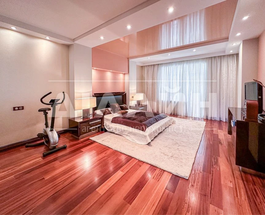 Super discount!! apartments 200m2, 3 bedrooms, 2 bathrooms in closed