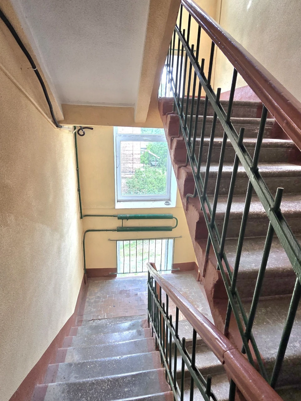 For Sale 2-room apartment, Zavod Шевченко, Center, Moskalevka