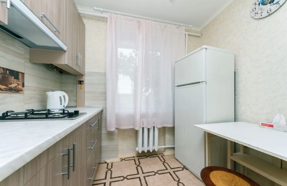 Apartment for Sale: Owner's Listing