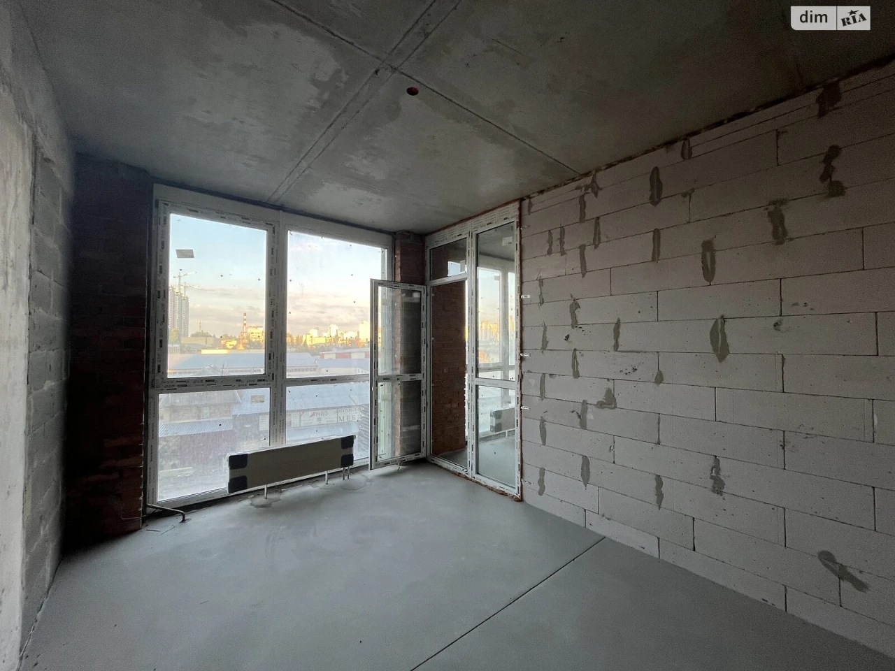 Apartment for Sale: Darnytsky District