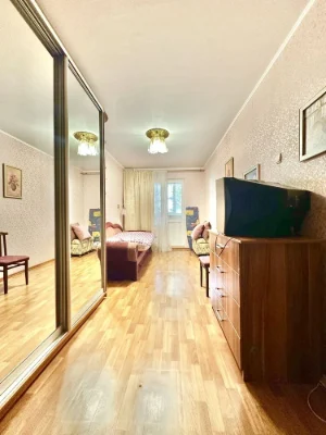 FOR SALE 3-room apartment. VICTORY-1. AKVAPARK Naberezhnaia.
