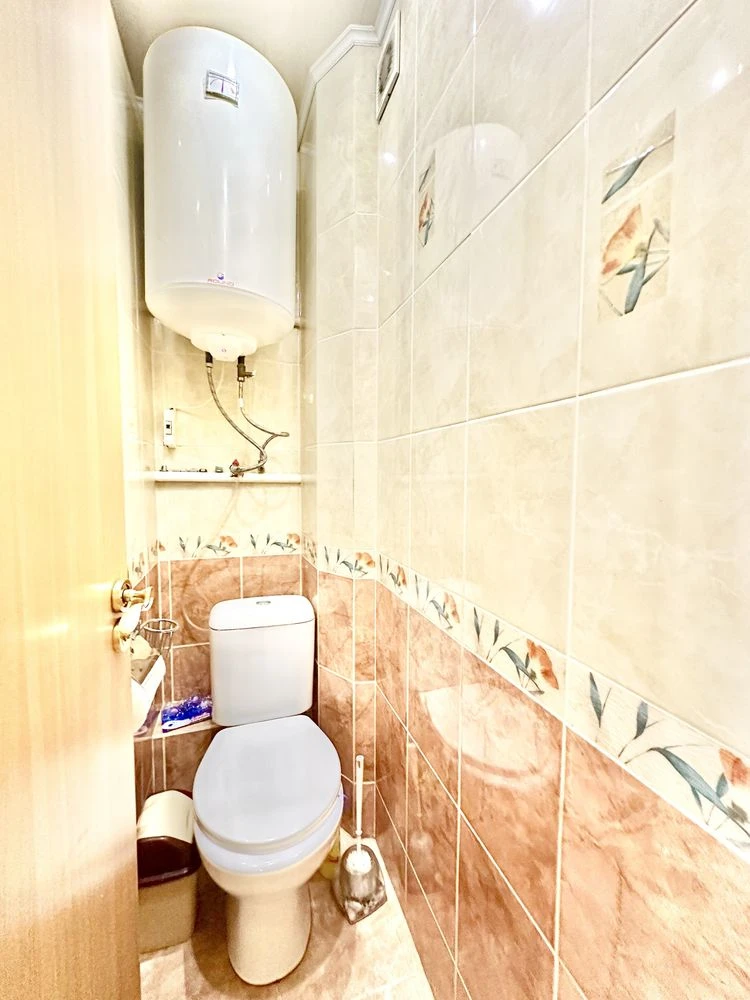 FOR SALE 3-room apartment. VICTORY-1. AKVAPARK Naberezhnaia.
