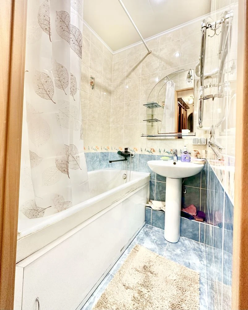 FOR SALE 3-room apartment. VICTORY-1. AKVAPARK Naberezhnaia.