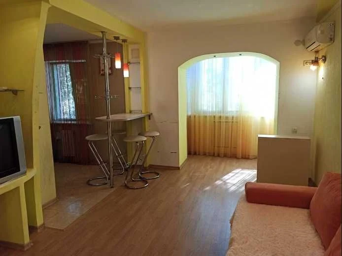 FOR SALE - Cozy 1-bedroom apartment - Convenient 2nd floor