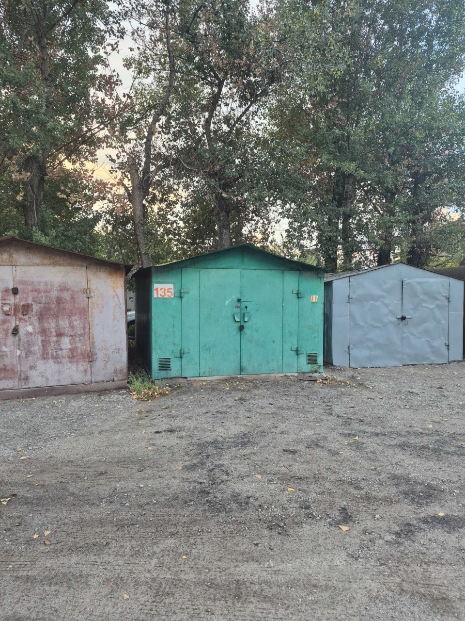 Продам гараж на набережной р-н сити молла, автомойки самообс