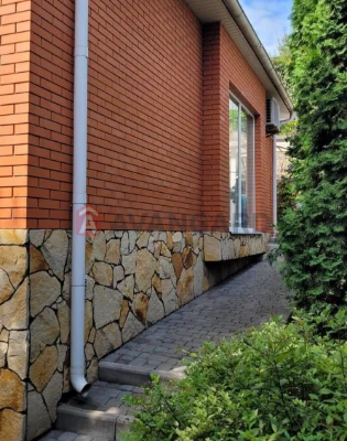 У продажу будинок, Центр, вул. Князів Коріатовичів