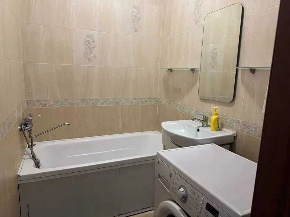 3-room apartment in a completed residential building on Mykolych Street