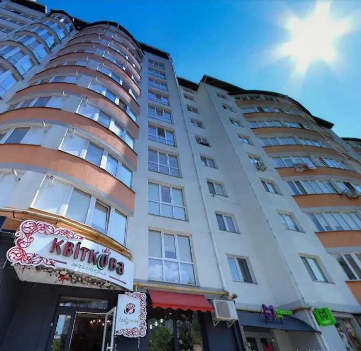 3-room apartment in a completed residential building on Mykolych Street