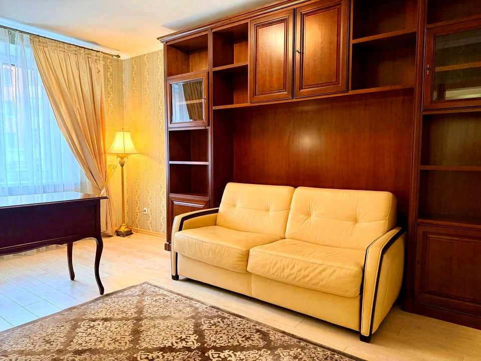 Apartment. Poltava, Sobornosti Street