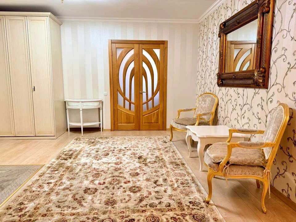 Apartment. Poltava, Sobornosti Street
