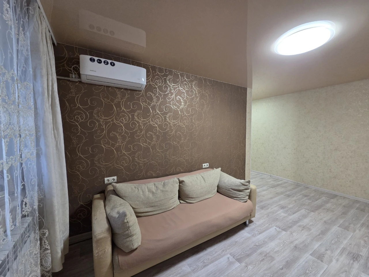 For Sale: 1-bedroom apartment in Salntovka