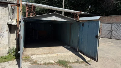 For Sale: Garage in the center, Prince Vladimir the Great Street (Plekhanova)