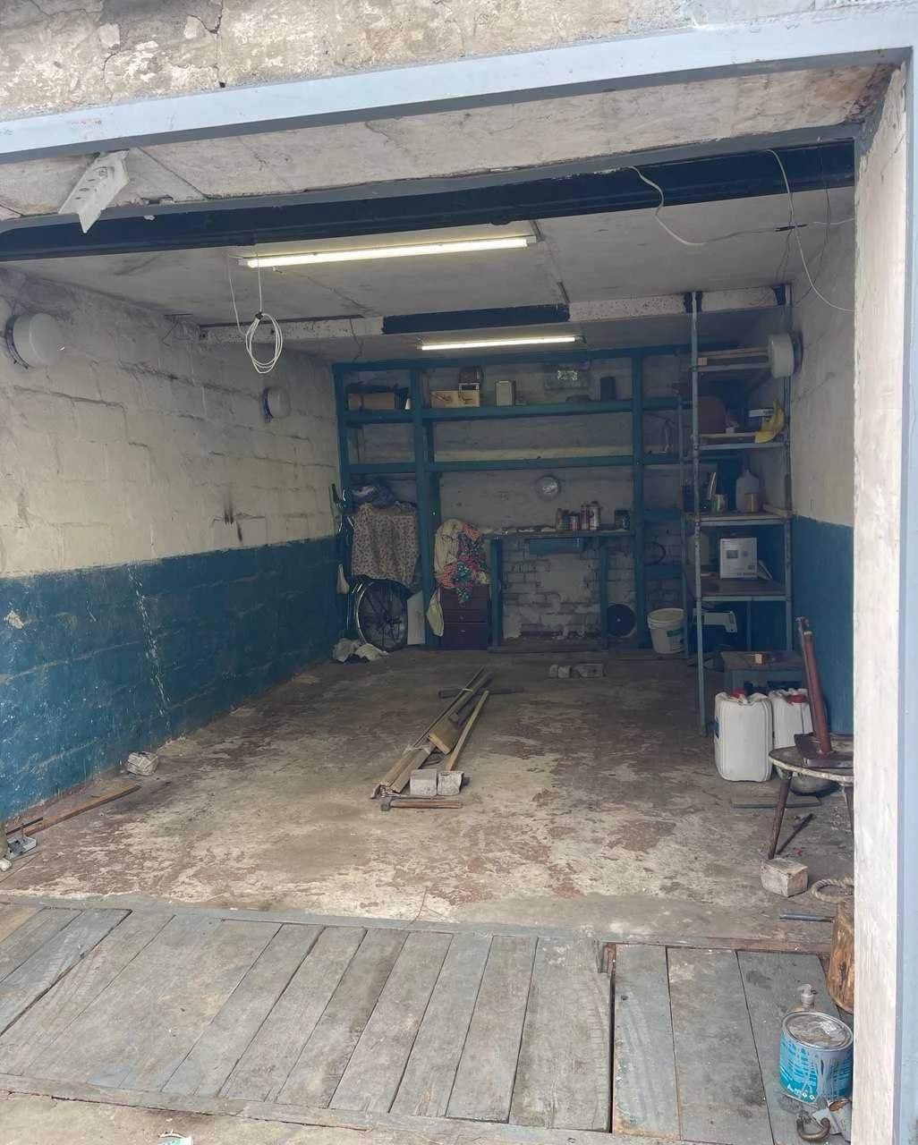 For sale garage Cosmos 1 FOR RENT
