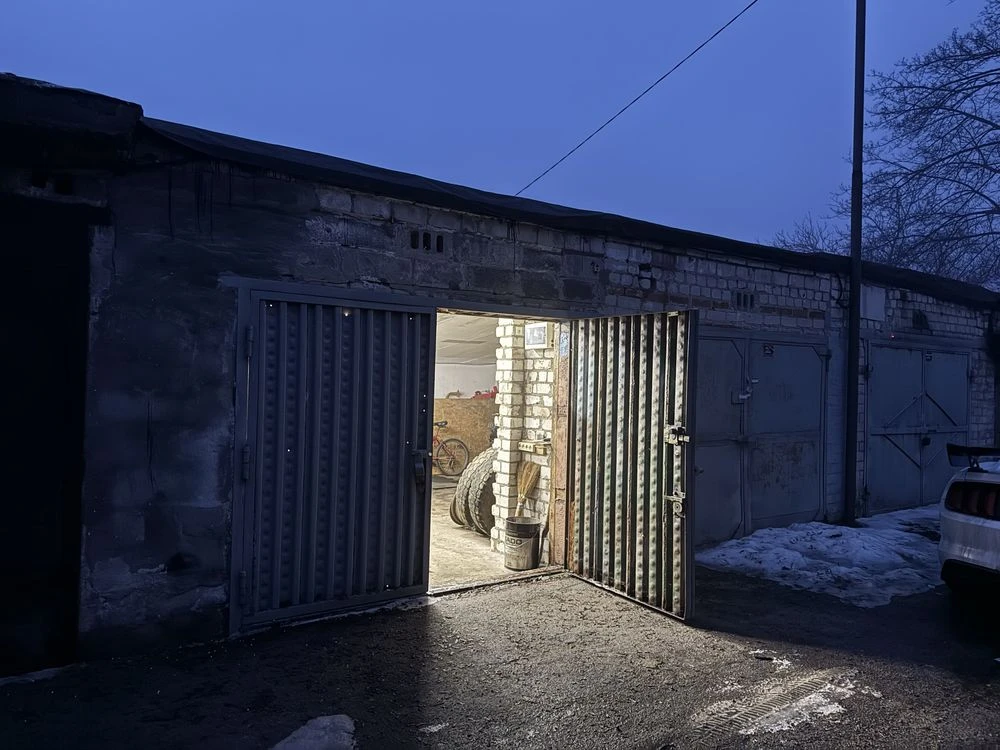 Selling Solid Garage 50 sq.m. with Documents and Electricity