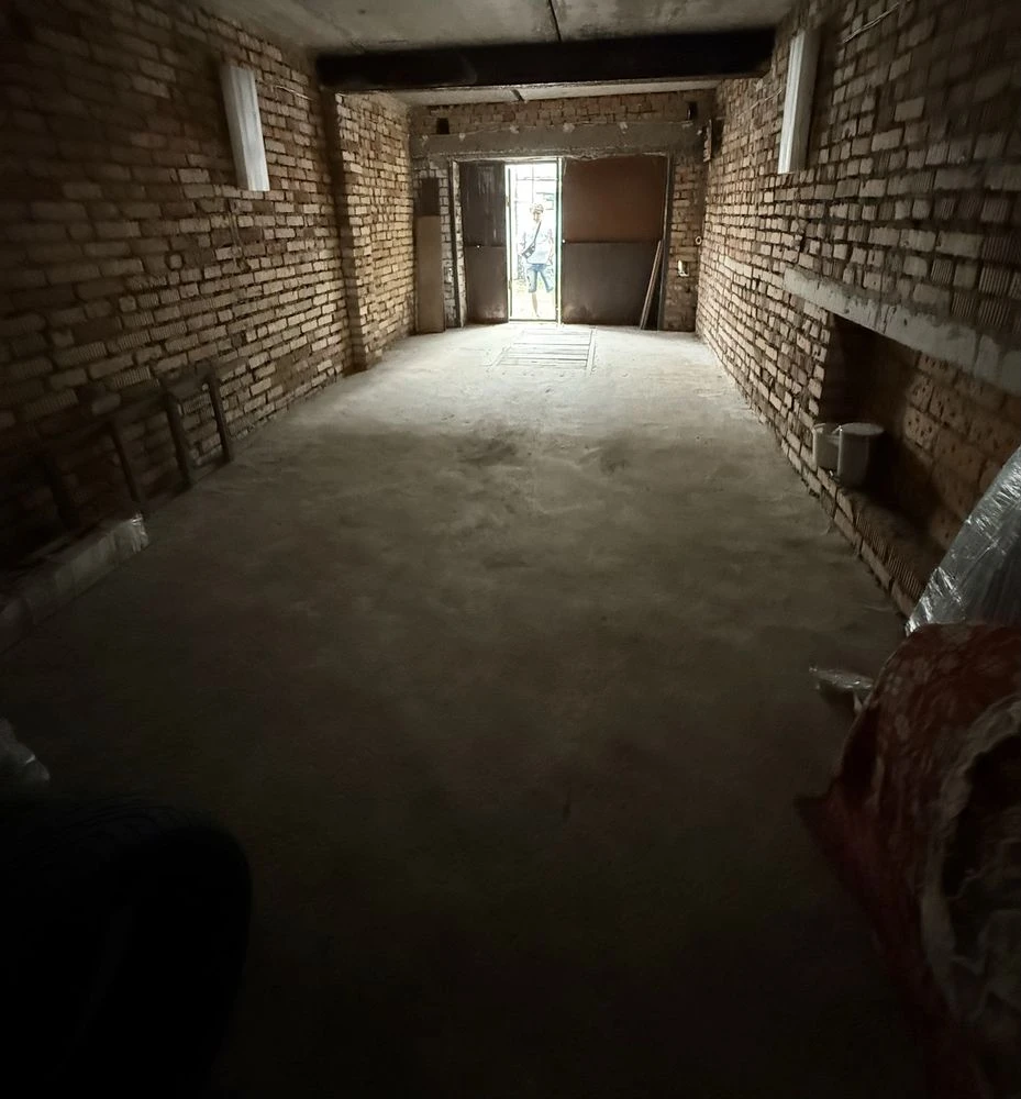 For Sale: Detached Garage in "Biological" Housing Complex, Poligonn Street