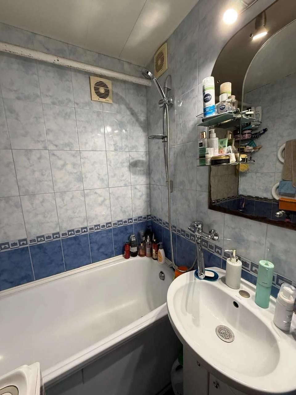 For Sale: 2-Bedroom Apartment in Baburka