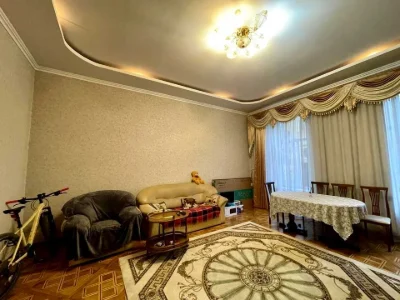 Apartment. Ivan Vakarchuka Street, Lviv