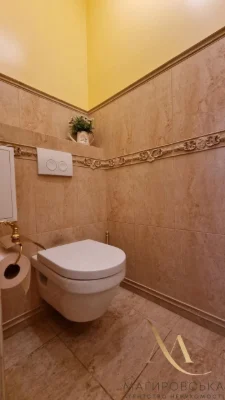 Sale of an elegant 3-bedroom apartment on Knyaz Romana Street