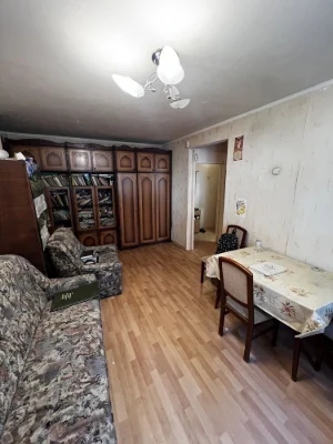 Продается 3-комнатная квартира в ж/м Косиора, улица Гули Королевой, улица Петра Калнышевского