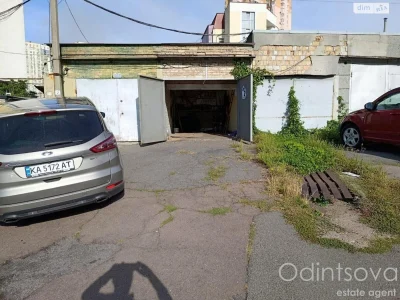 Продаж Місце в гаражному кооперативі Солом'янка