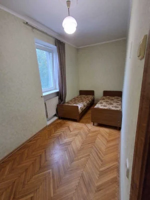 Продам 3-комнатную квартиру на проспекте Гагарина