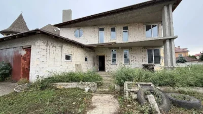 Продаж будинку 430 м² у Совіньйоні, 10 соток, 320 000 $.