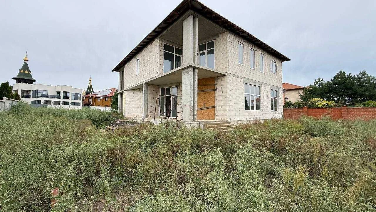 Продаж будинку 430 м² у Совіньйоні, 10 соток, 320 000 $.