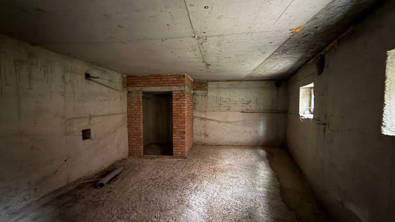Продаж будинку 430 м² у Совіньйоні, 10 соток, 320 000 $.