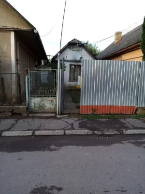Selling a Share in a House