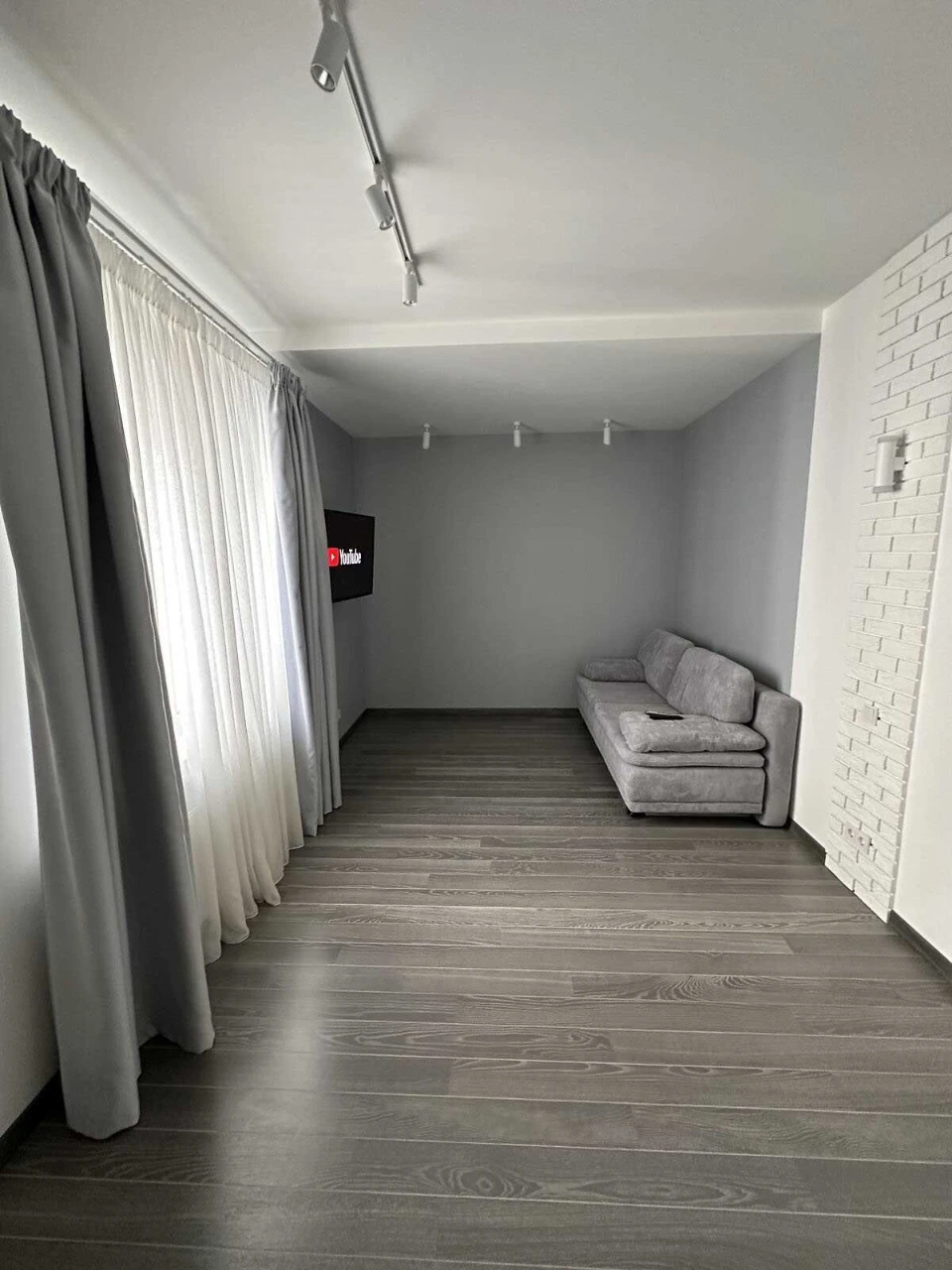 Sale of a 3-room apartment, 108.3 sq m, renovated with appliances
