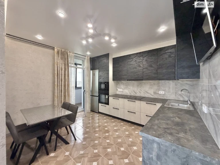 Long-Term Rental Apartment Near the Estate