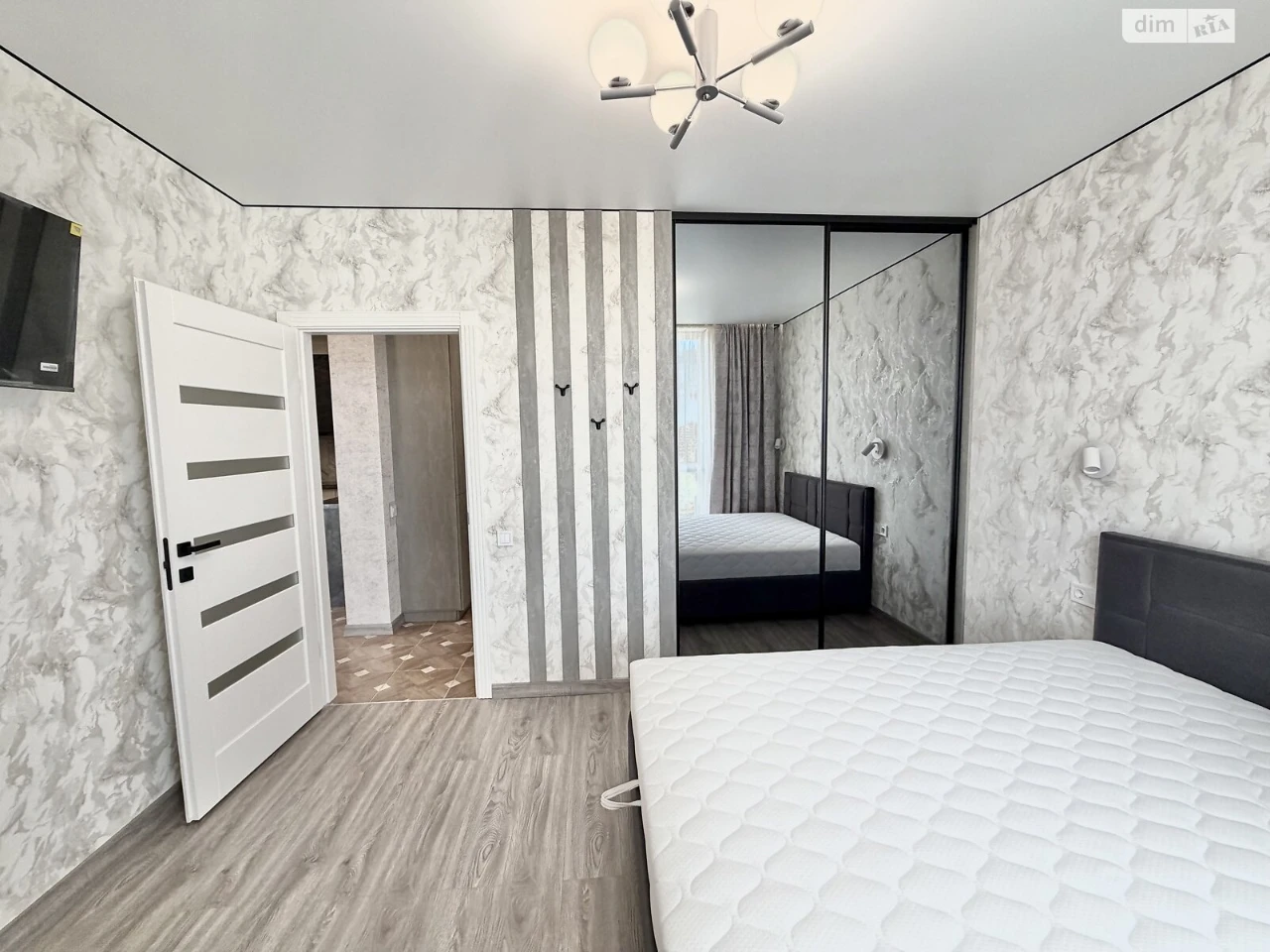 Long-Term Rental Apartment Near the Estate