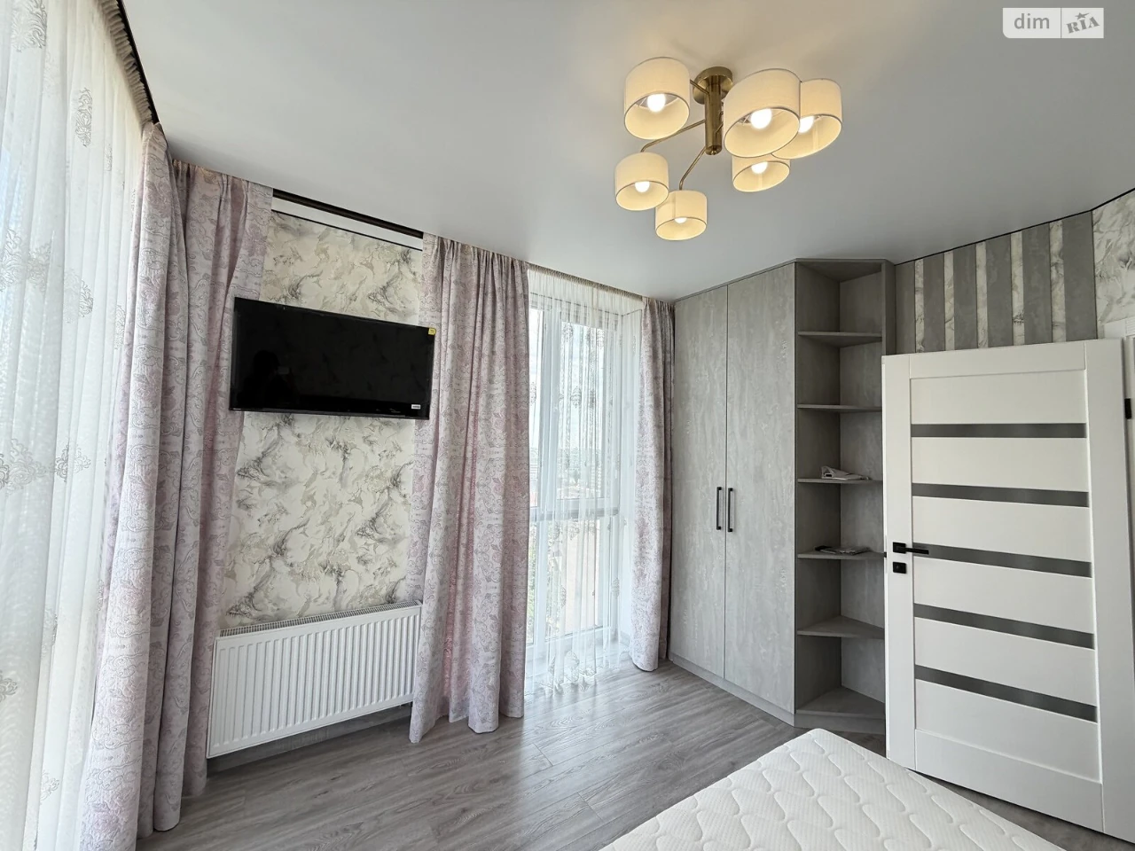 Long-Term Rental Apartment Near the Estate