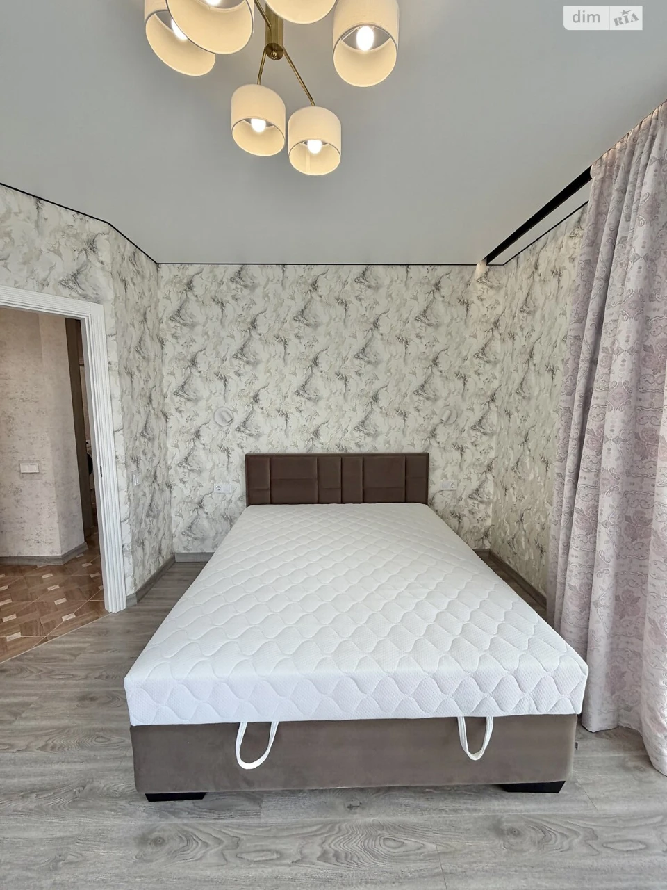Long-Term Rental Apartment Near the Estate
