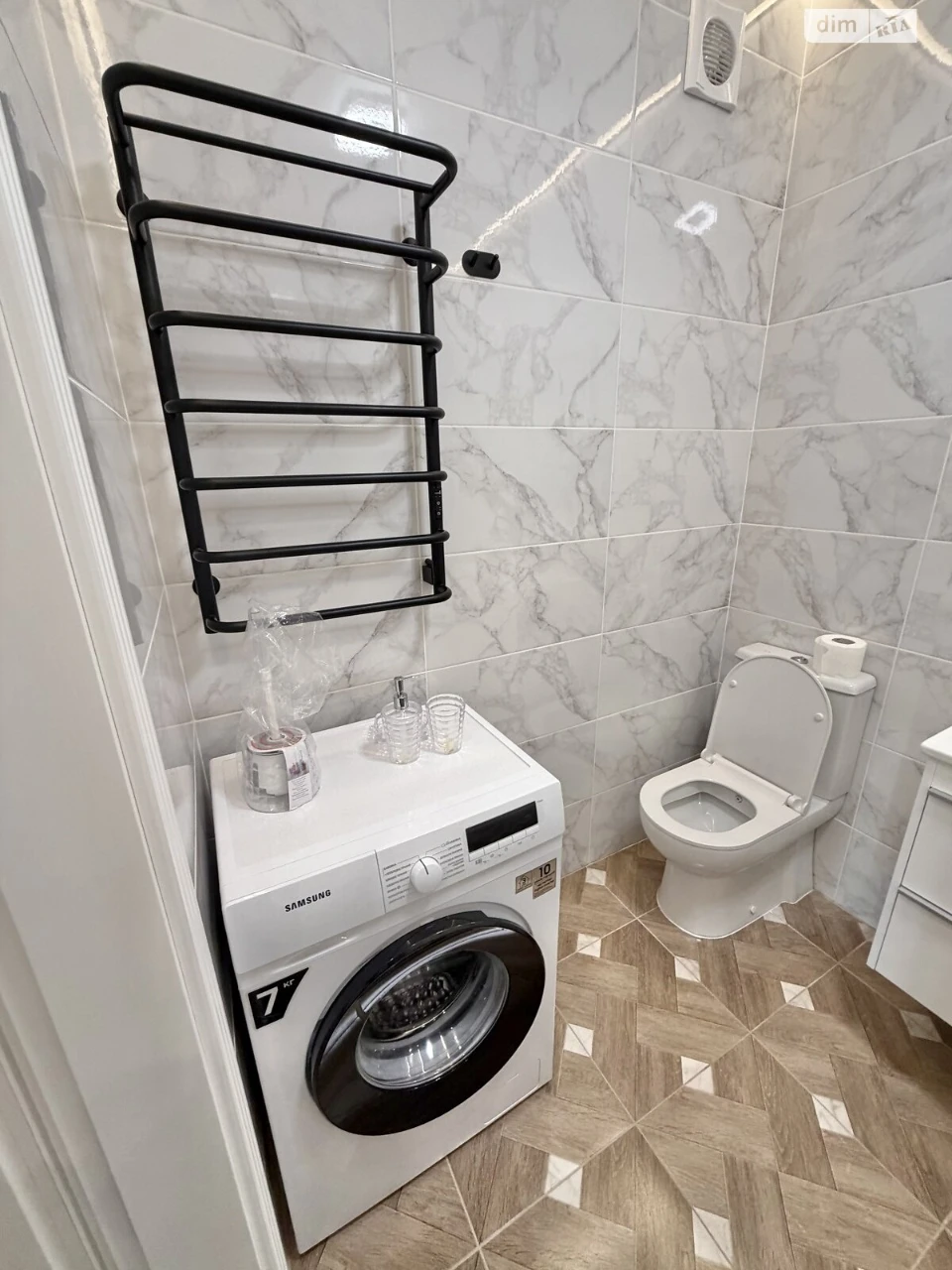 Long-Term Rental Apartment Near the Estate