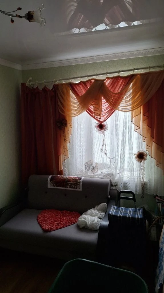 Продаётся  2 дома  12 Продольная.