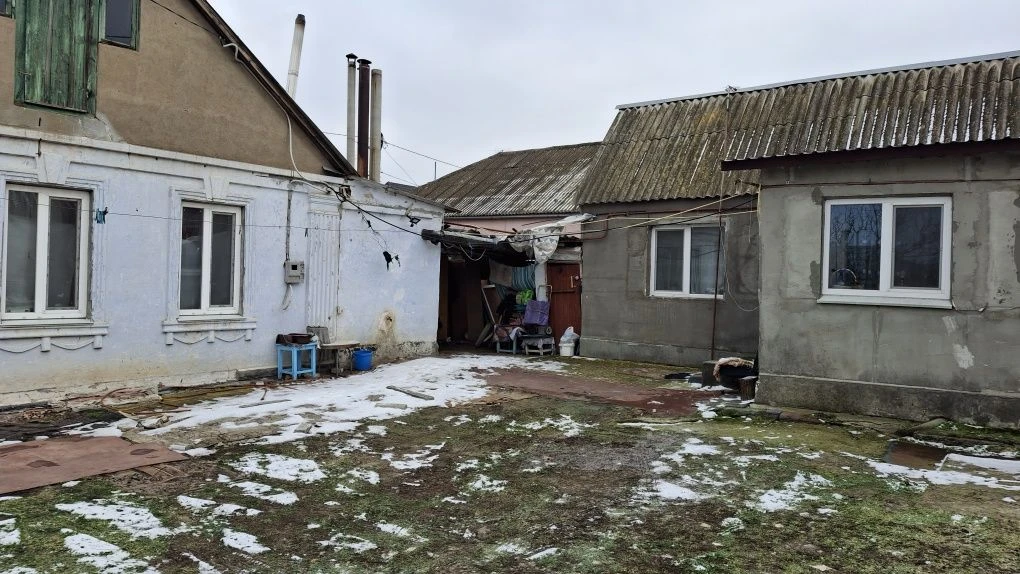 Продаётся  2 дома  12 Продольная.