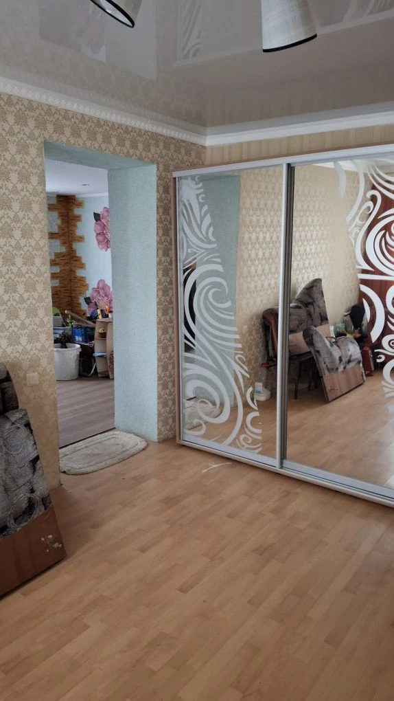 Продаётся  2 дома  12 Продольная.
