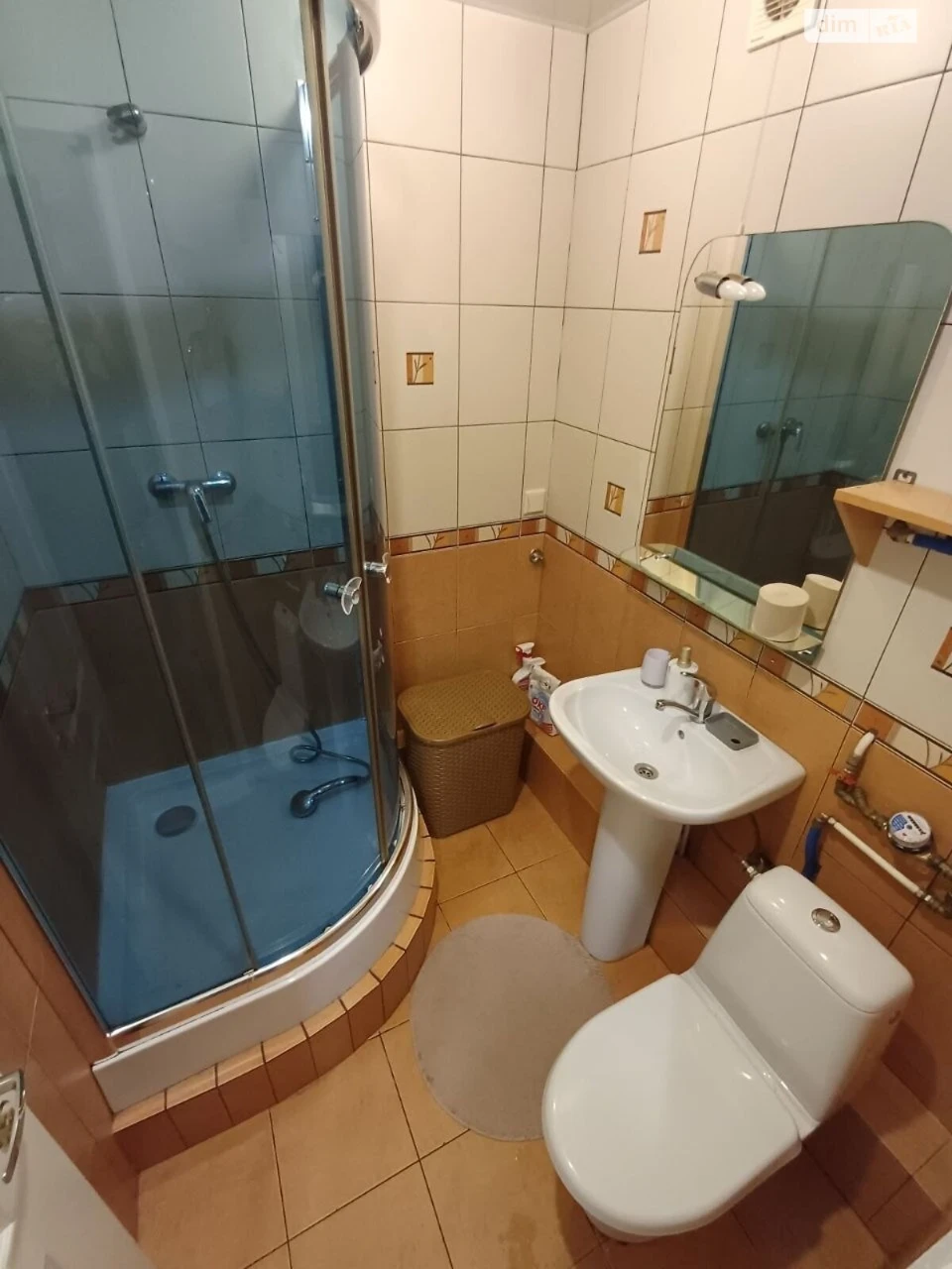 Long-Term Rental Apartment Near a Substation