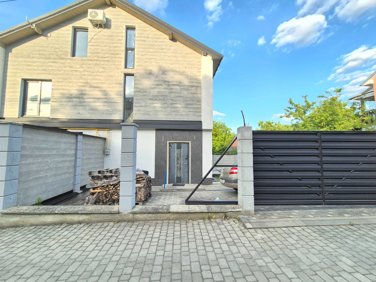Sale of Cottage in Lviv, Lychakiv District, 80 sq.m, $150,000